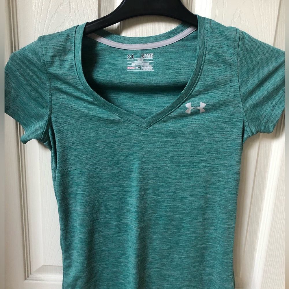 Under Armour xs t shirt new no tags